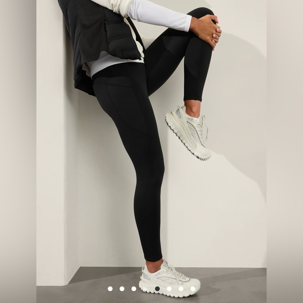 Athleta Polartec Pocket Leggings 🖤